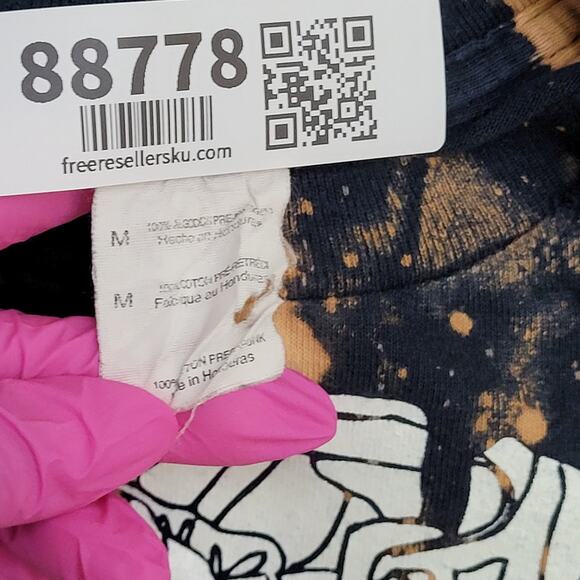 Distressed Skull Shirt Medium 20x24 Bleached Edgy Grunge - Picture 7 of 15